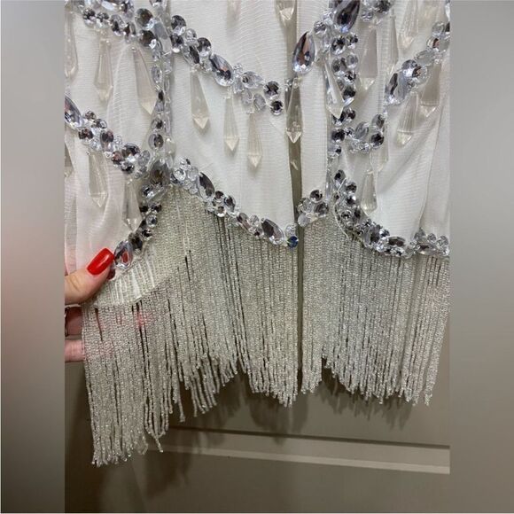 ASOS NWT Embellished Fringe Cocktail Dress In white
Size 4 - Picture 10 of 15